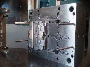 Plastic injection tools