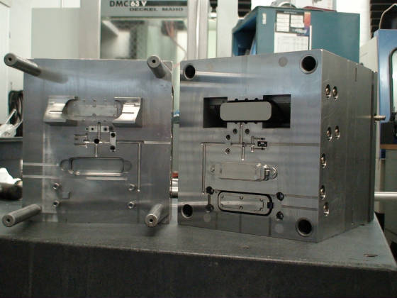 Plastic injection tools